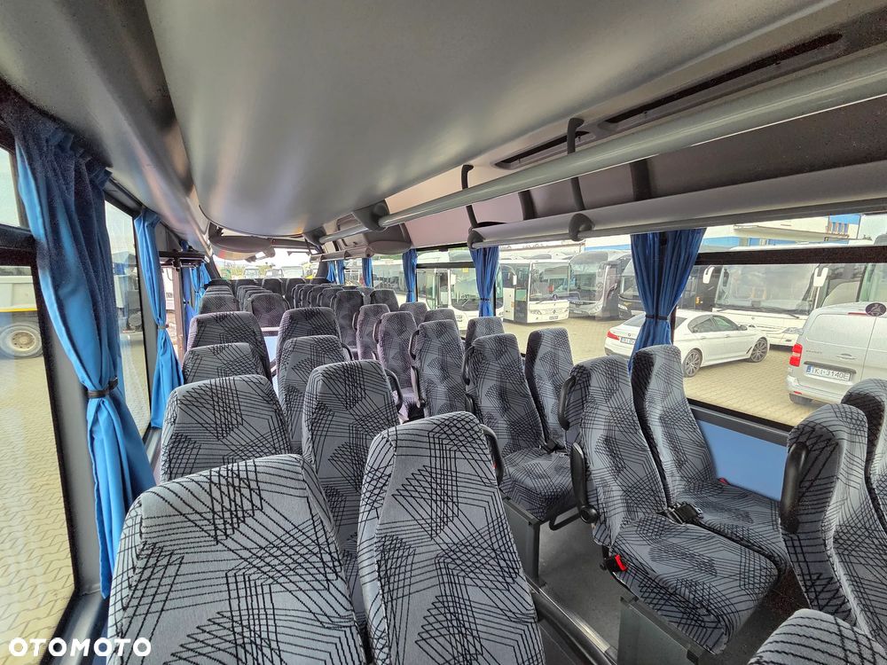 Iveco CROSSWAY/ SPROWADZONY/ 186 000 KM / MANUAL/ 64 MIEJSCA + STOJĄCE - 27