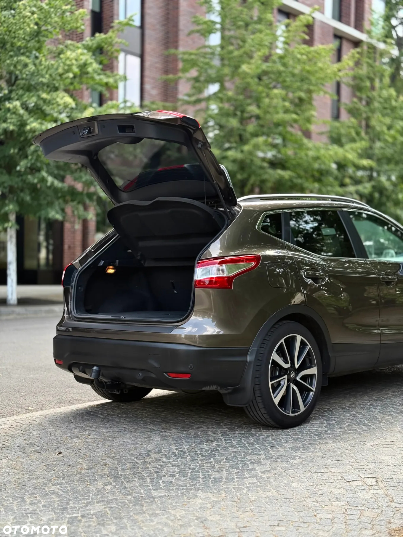 Nissan Qashqai 1.6 dCi Xtronic TEKNA - 13
