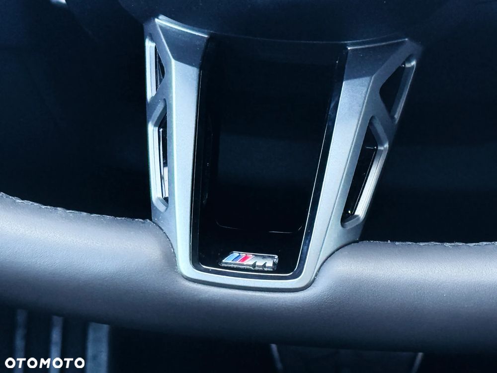BMW Seria 5 520d - 25