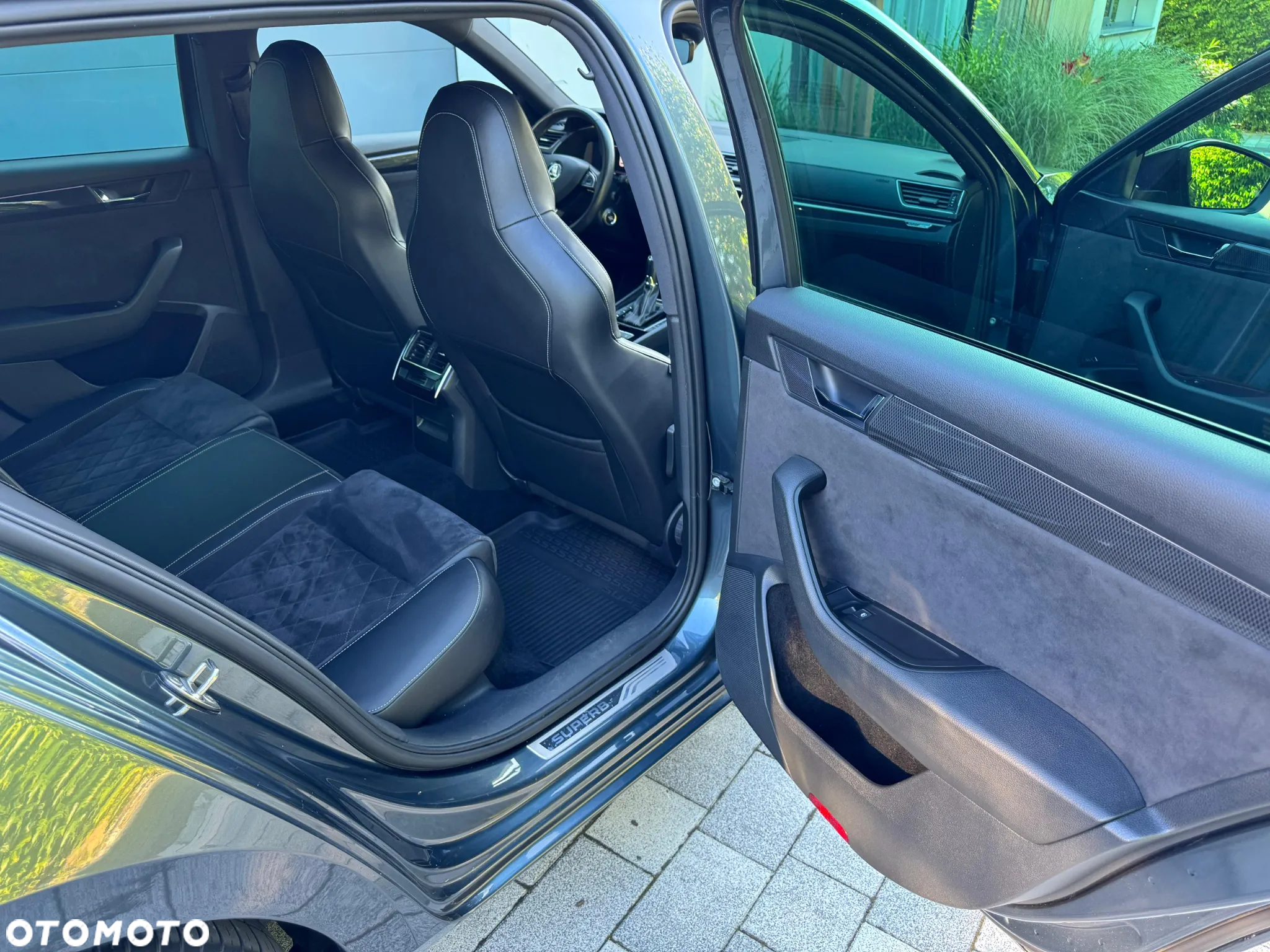 Skoda Superb 2.0 TDI 4x4 Sportline DSG - 28