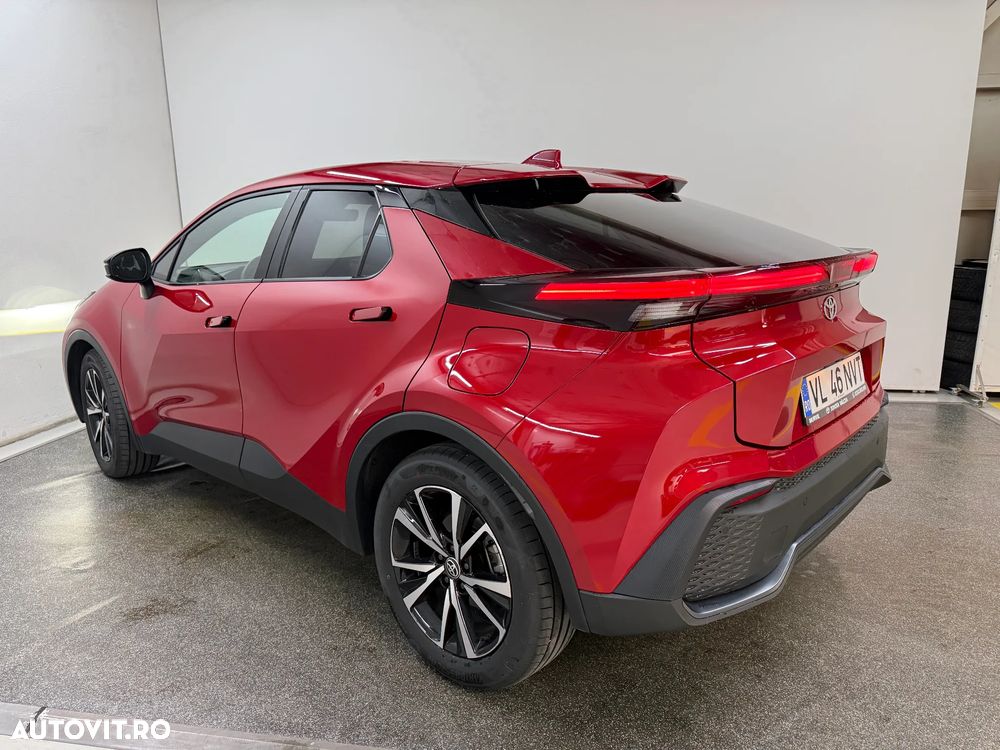 Toyota C-HR 2.0 HEV 197 CP 4x2 CVT Dynamic - 6