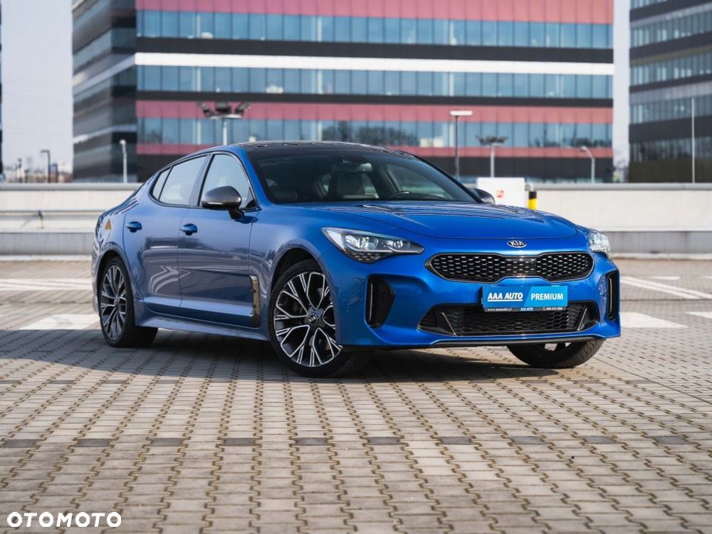 Kia Stinger - 2