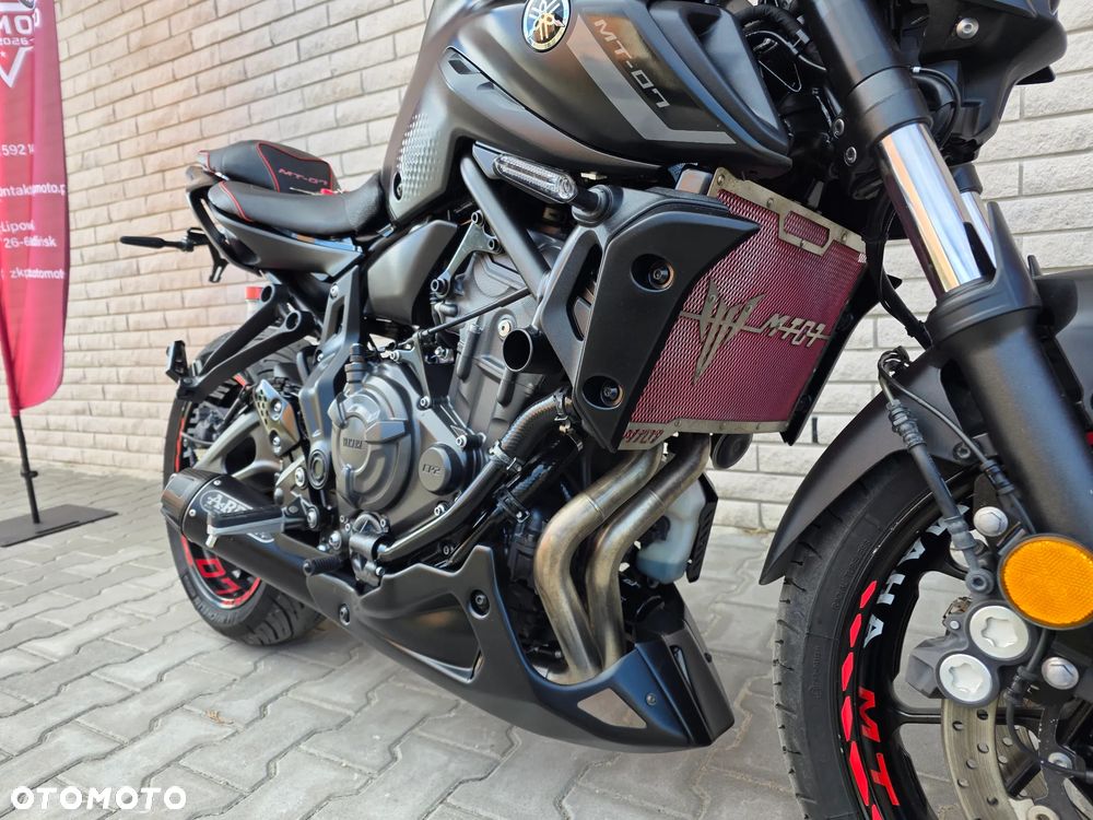 Yamaha MT - 10