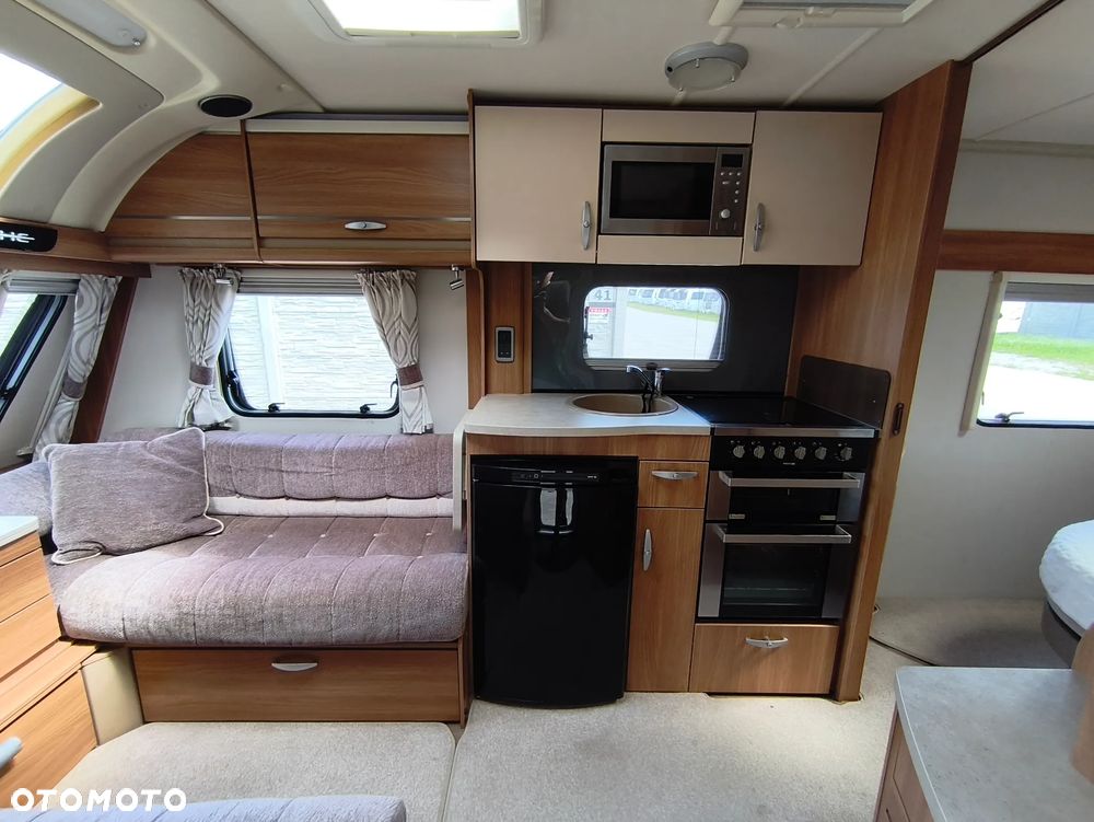 SWIFT CORNICHE 20/4 - 12