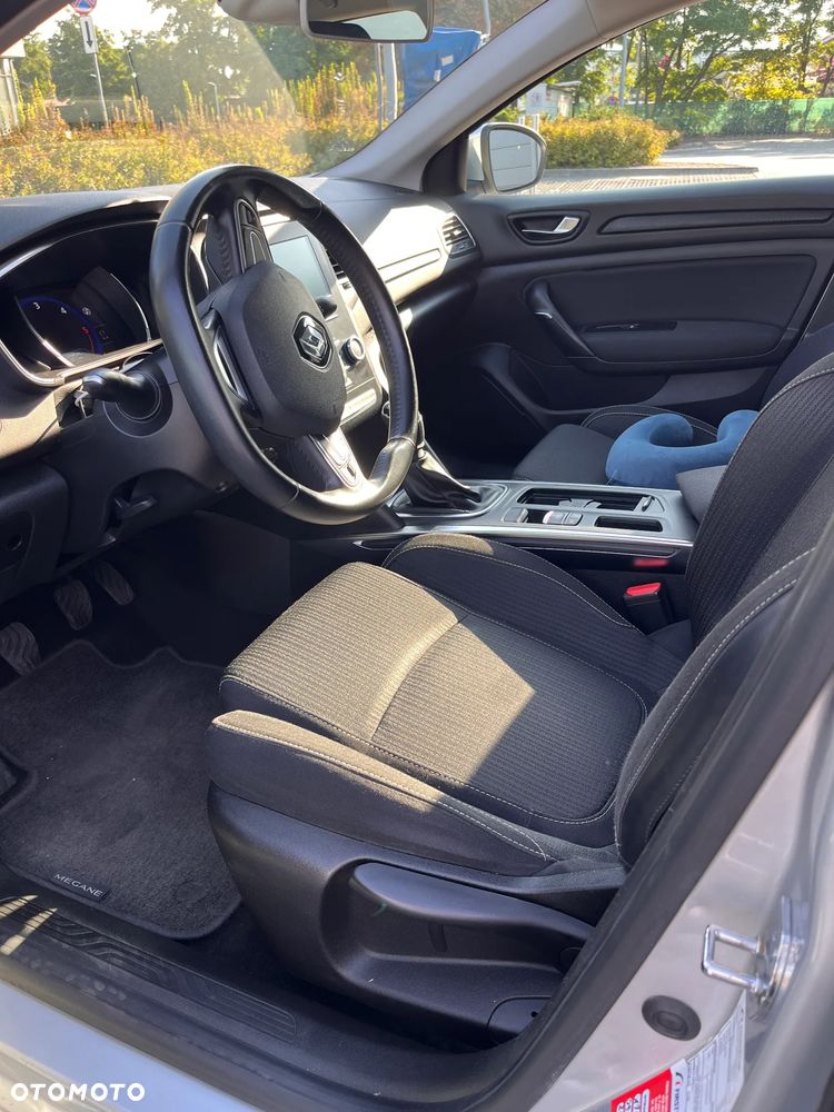 Renault Megane 1.5 dCi Limited 2018 - 25