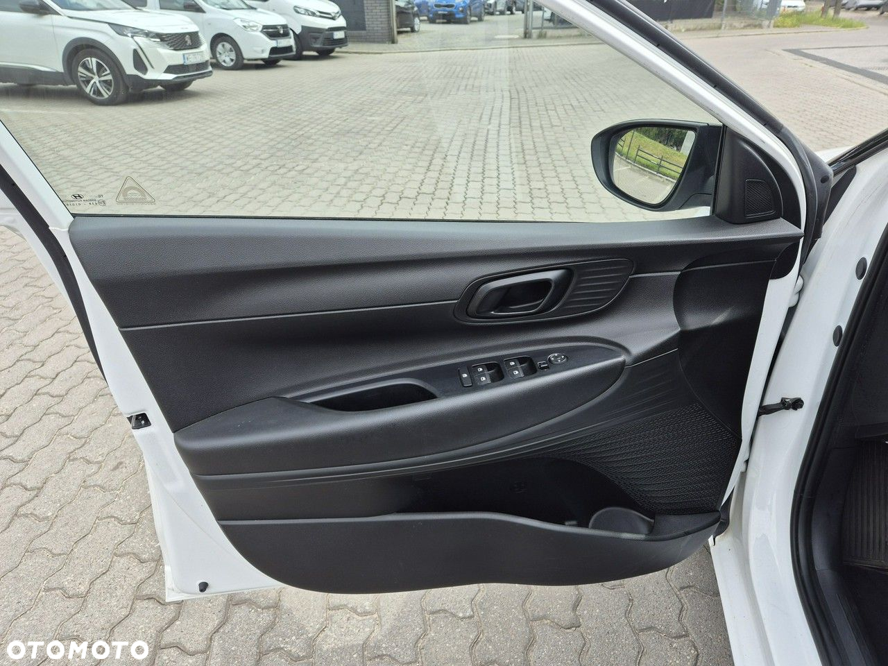 Hyundai i20 - 12