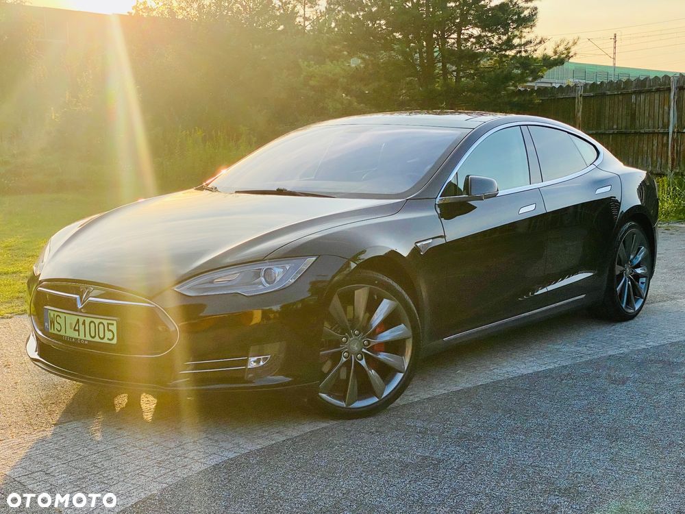 Tesla Model S Performance - 1