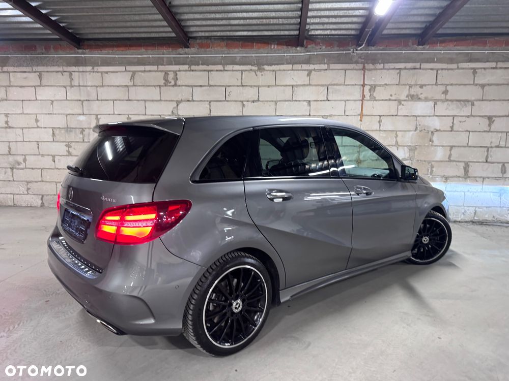 Mercedes-Benz Klasa B 220 (CDI) d 4Matic 7G-DCT AMG Line - 13