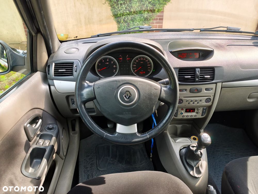 Renault Thalia 1.2 16V All Inclusive Euro5 - 10