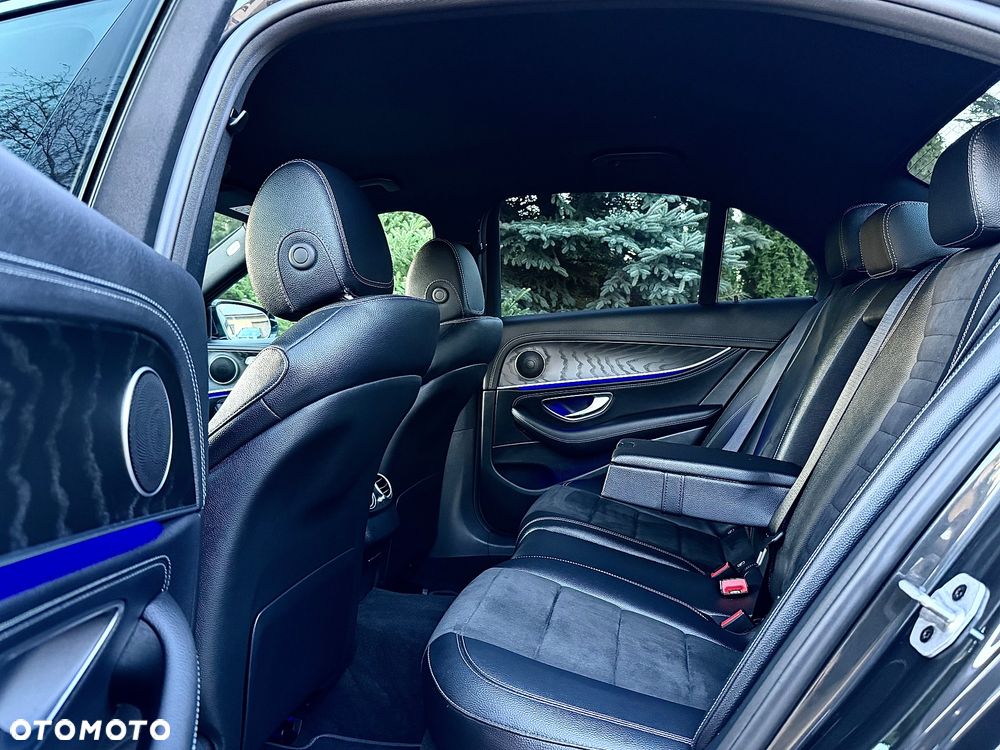 Mercedes-Benz Klasa E 300 de 9G-TRONIC AMG Line - 26