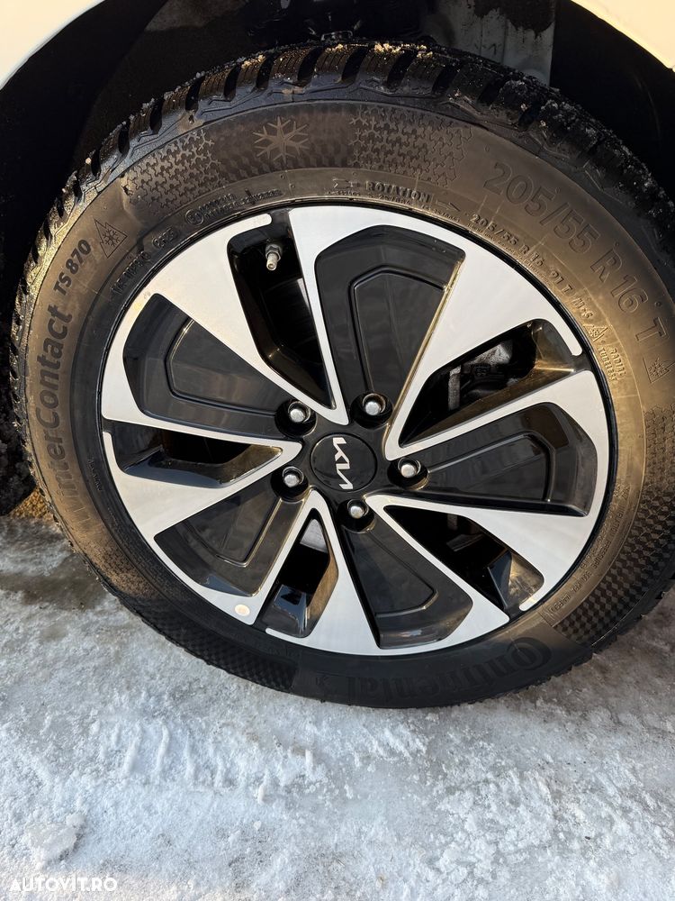 Kia Ceed 1.6 GDI DCT OPF Spirit - 7