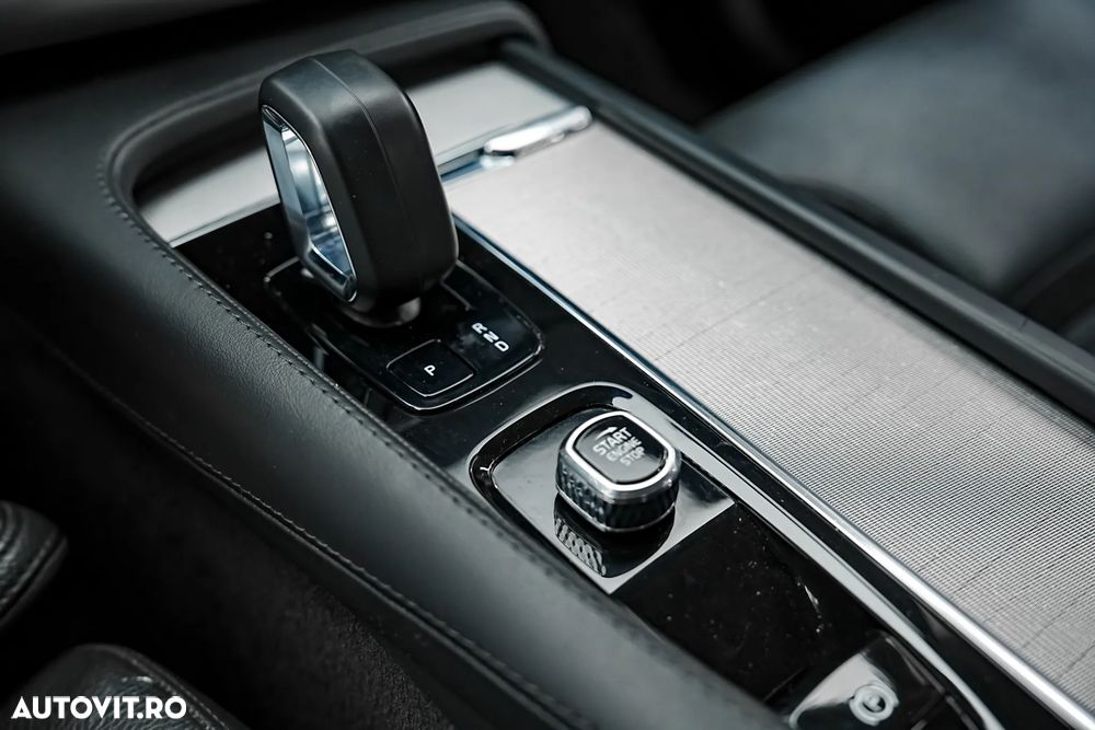 Volvo XC 90 B5 D AWD Plus Bright - 34