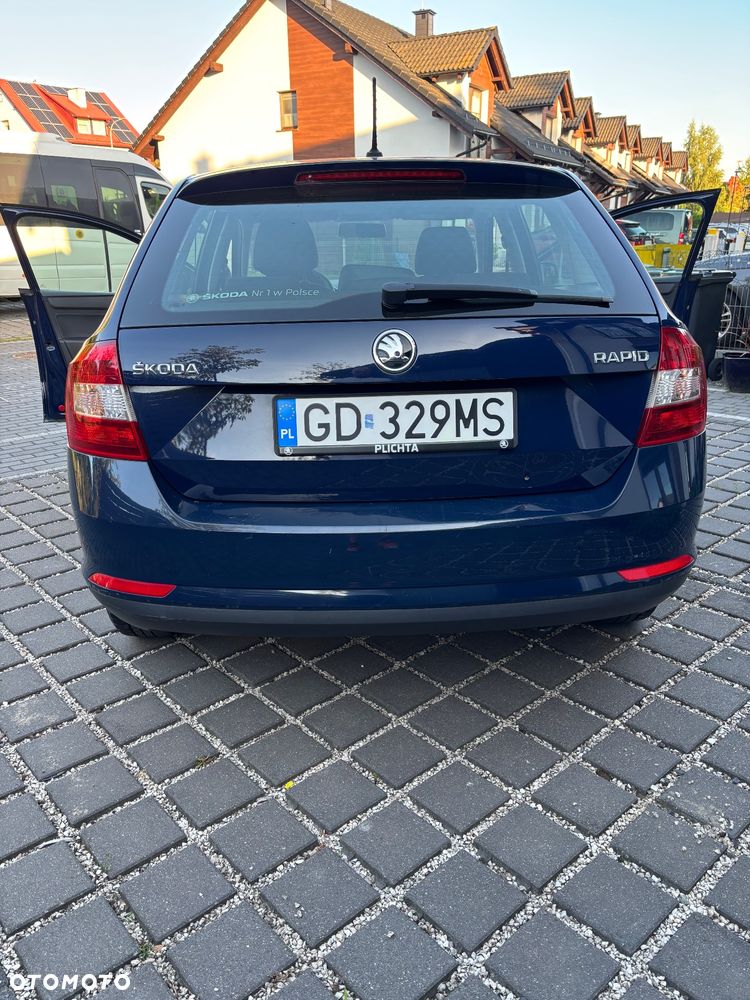 Skoda RAPID 1.2 TSI Ambition - 2