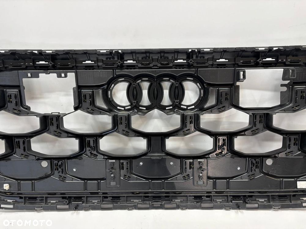 Audi Q8 SQ8 S-Line Grill Atrapa Zderzaka 4M8853651 - 10