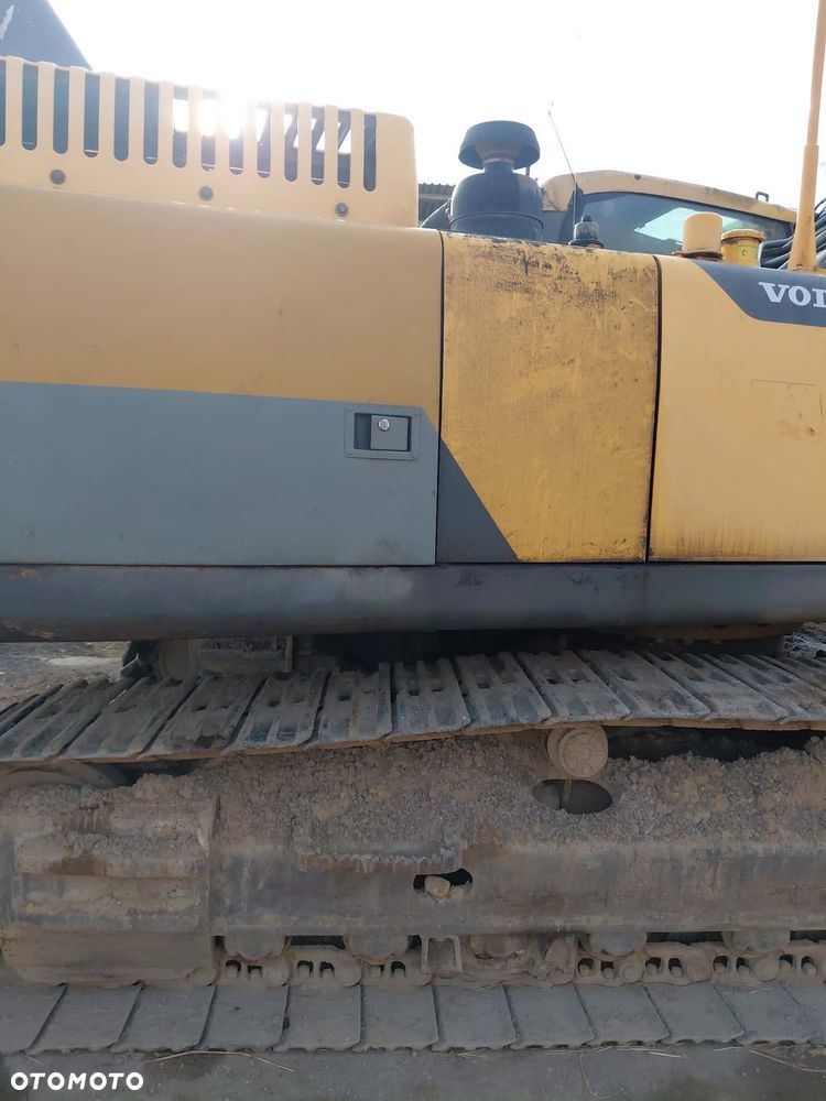 Volvo EC 300 DNL - 2