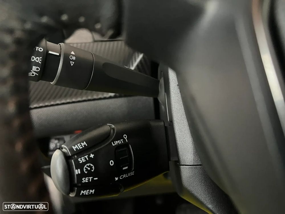 Peugeot e-208 50 kWh Active Pack - 12