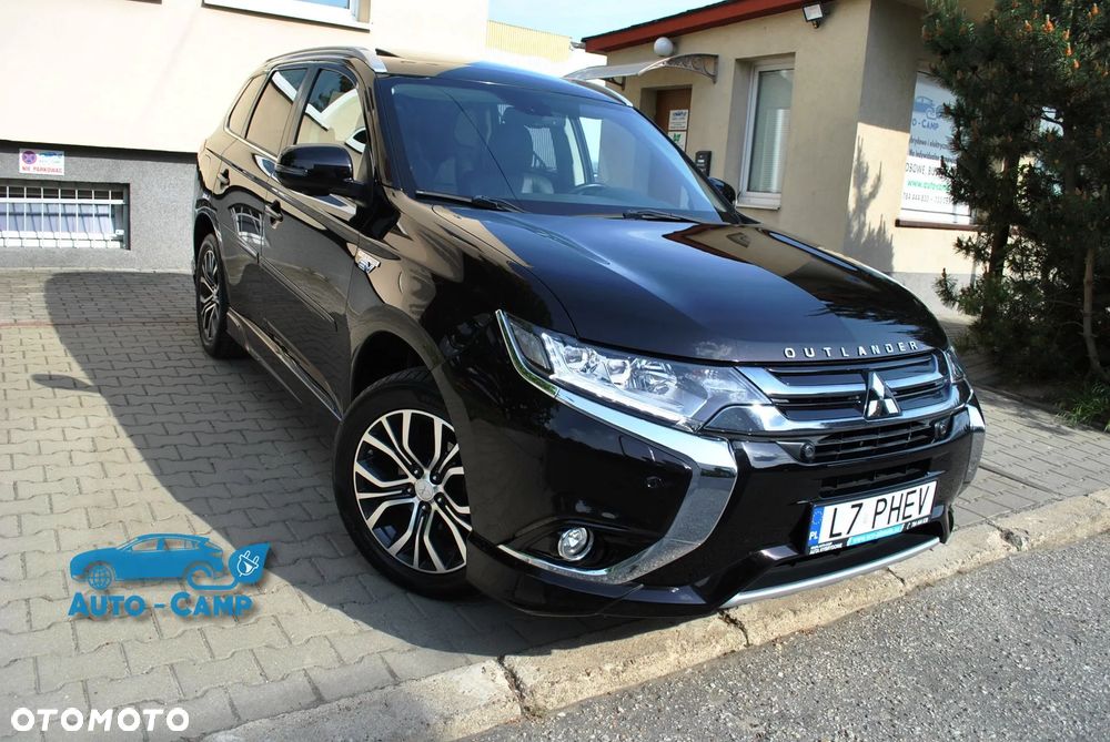 Mitsubishi Outlander Instyle NAVI +