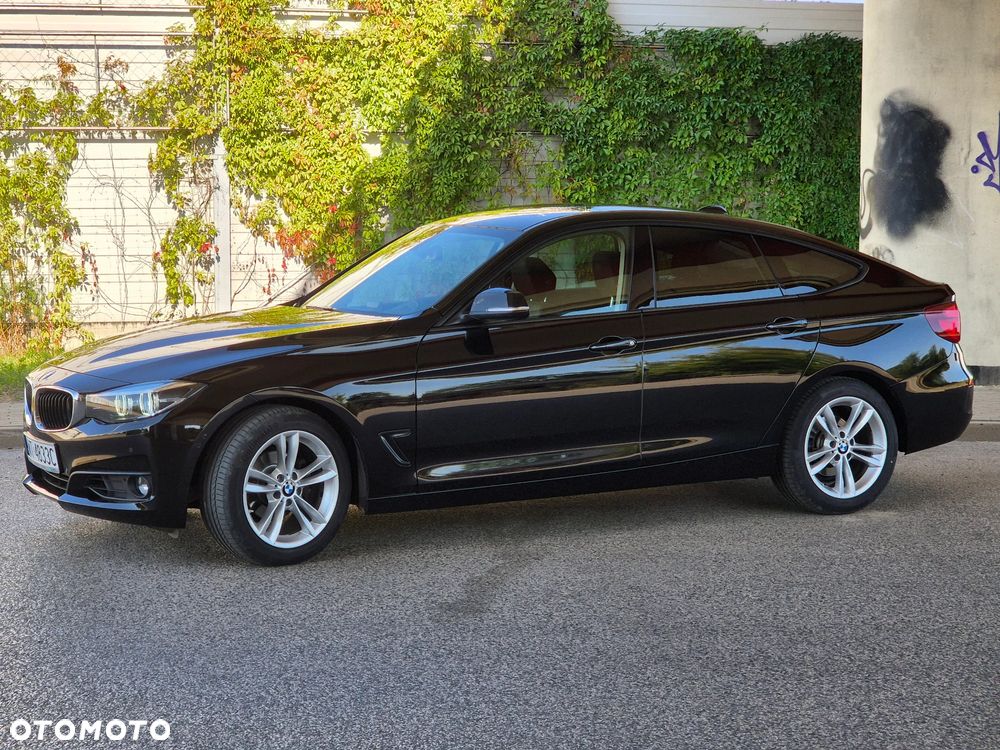 BMW 3GT 320i xDrive - 9