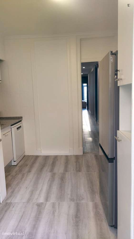 Apartamento com 4 quartos - localizado em Intendente Lisbon - Grande imagem: 4/55