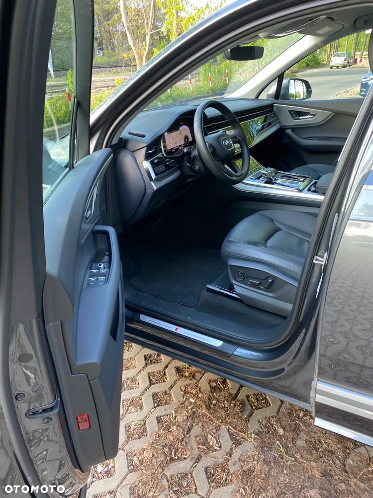 Audi Q7 - 7