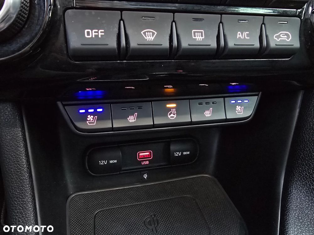 Kia Sportage 2.0 CRDI AWD Eco-Dynamics+ (48V M-H) GT LINE - 24