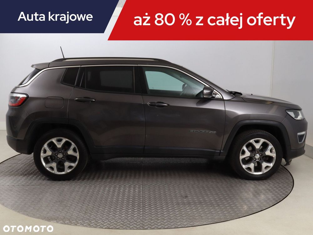 Jeep Compass - 8