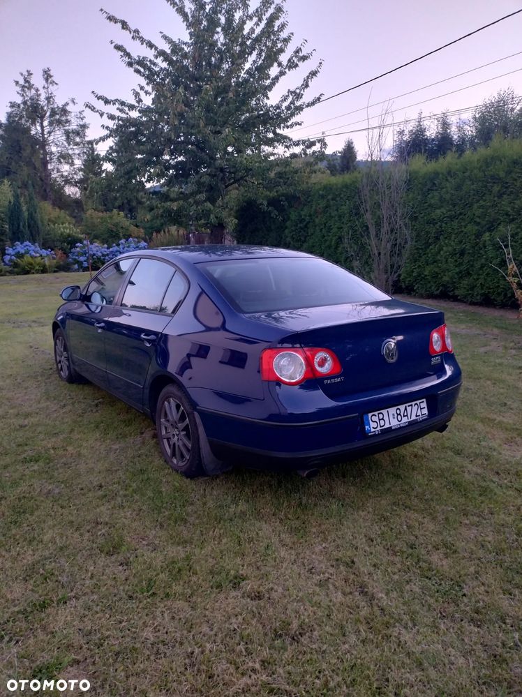 Volkswagen Passat 2.0 FSI 4Mot Comfortline - 10