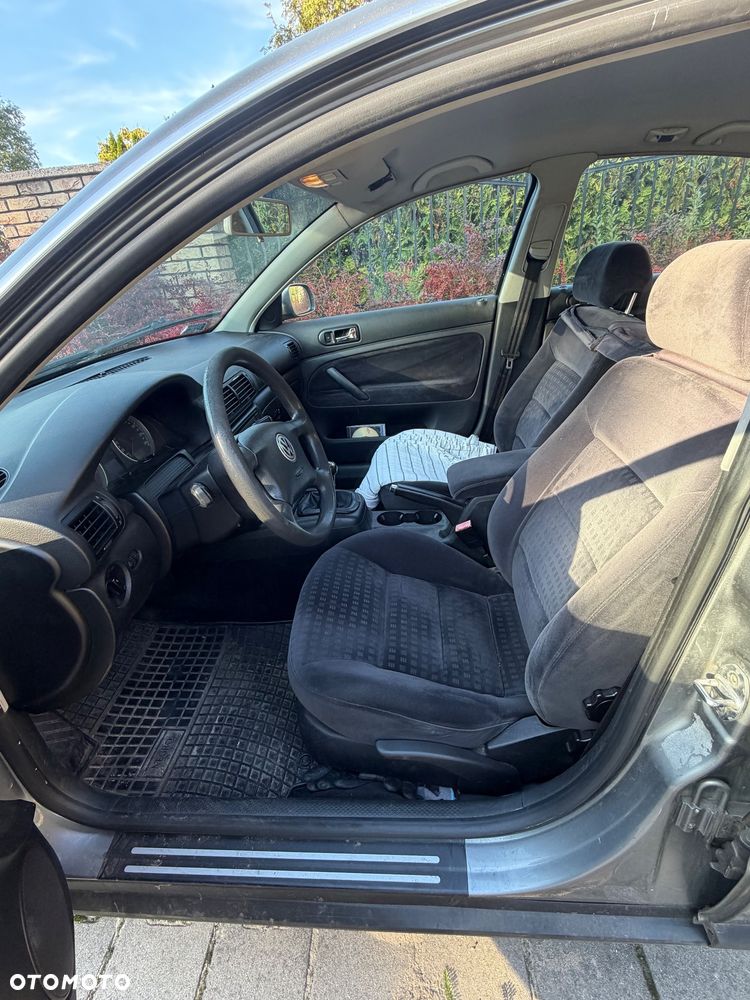 Volkswagen Passat - 5