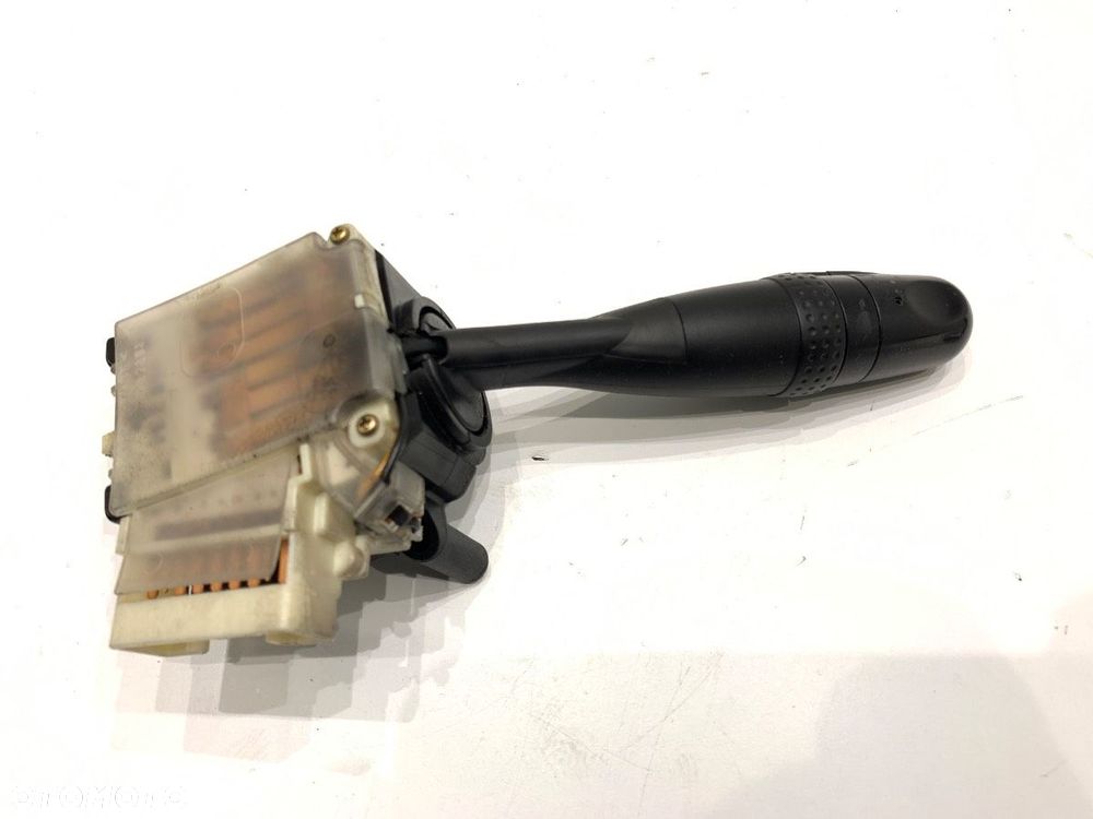 PRZEŁĄCZNIK KIERUNKOWSKAZÓW - 129.00 PLN - TOYOTA COROLLA (_E12_) 2001 - 2007 2.0 D-4D (CDE120R_, - 3