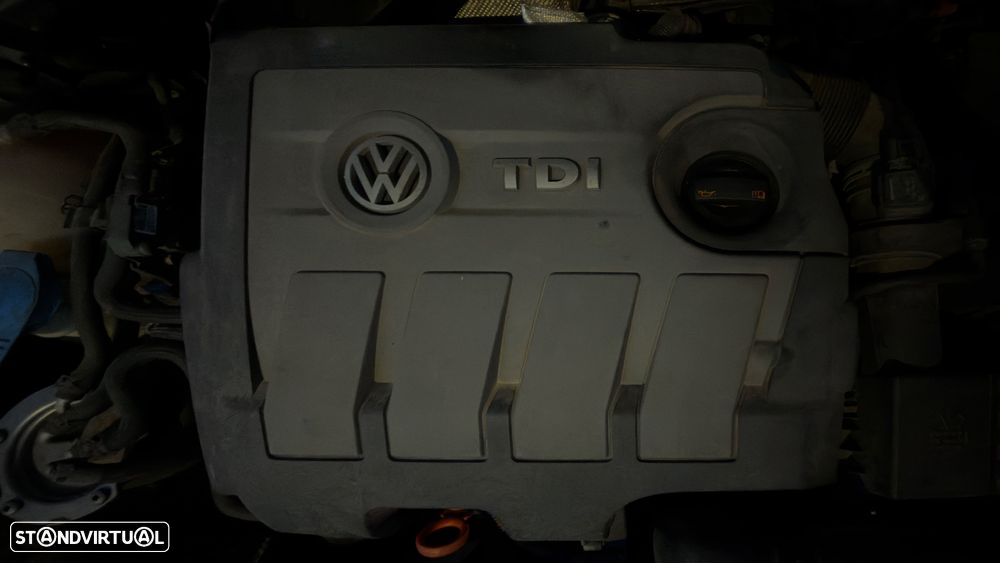 VW Golf 1.6 TDi Trendline BlueMotion - 15