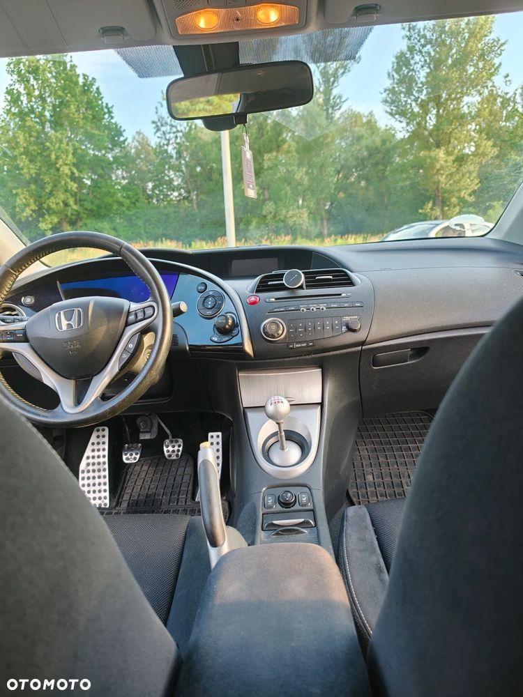 Honda Civic 1.8 TypeS - 8