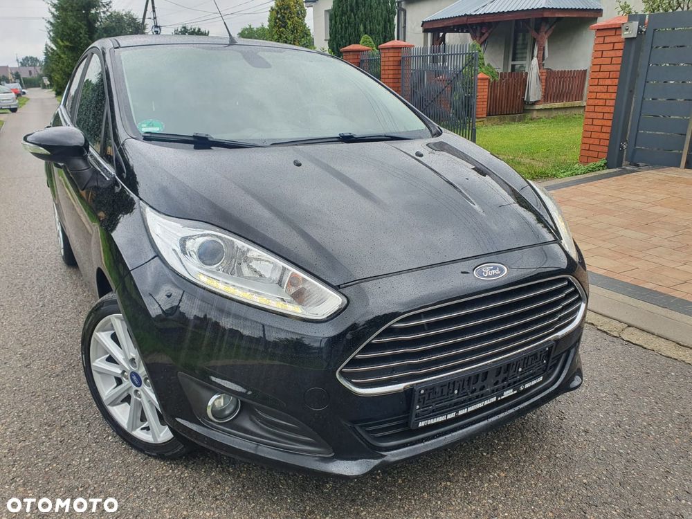 Ford Fiesta 1.0 EcoBoost S&S TITANIUM - 9