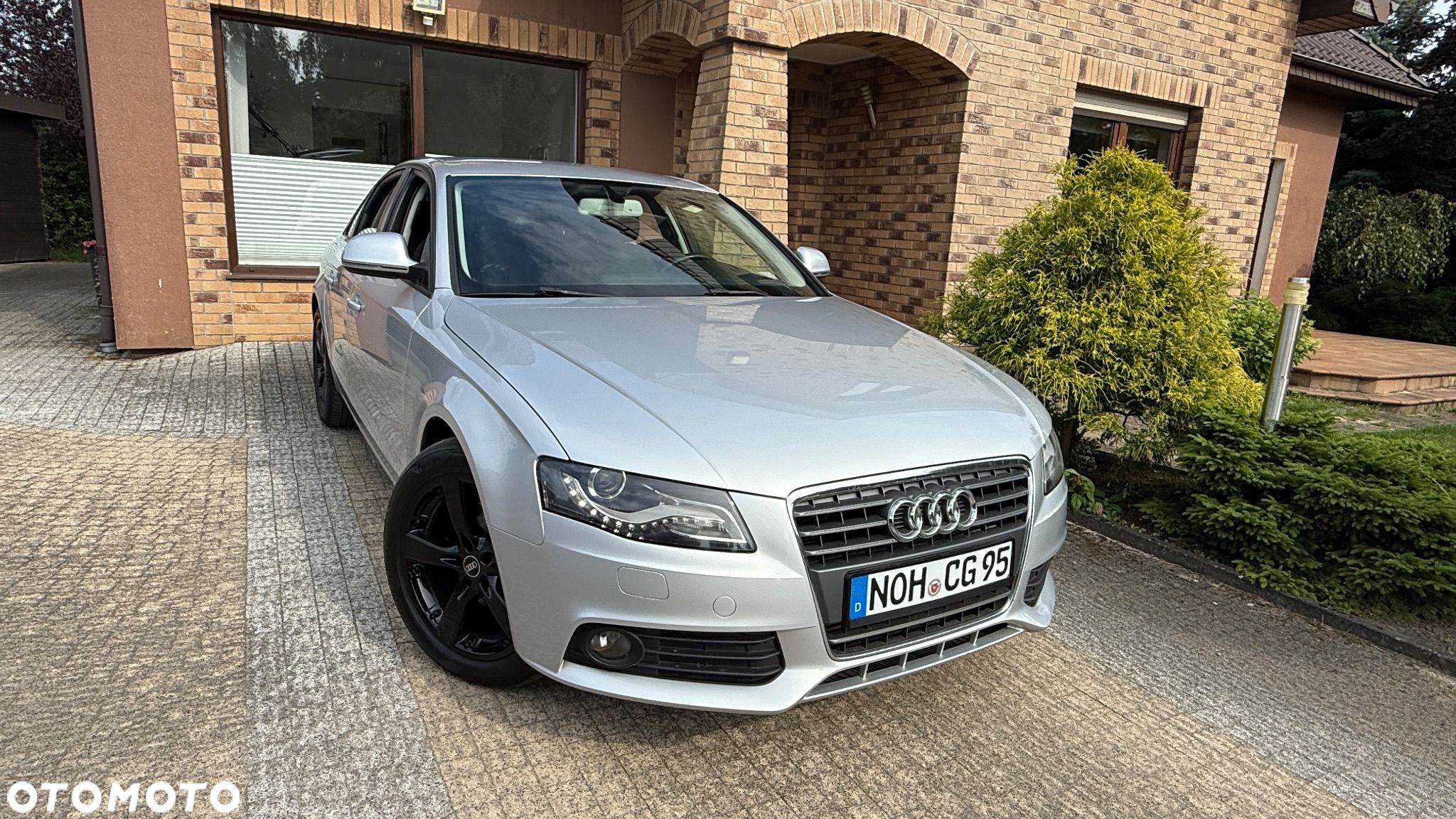 Audi A4 - 1