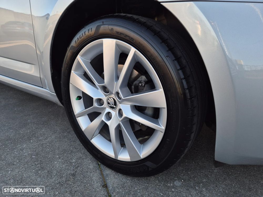 Skoda Octavia Break - 18