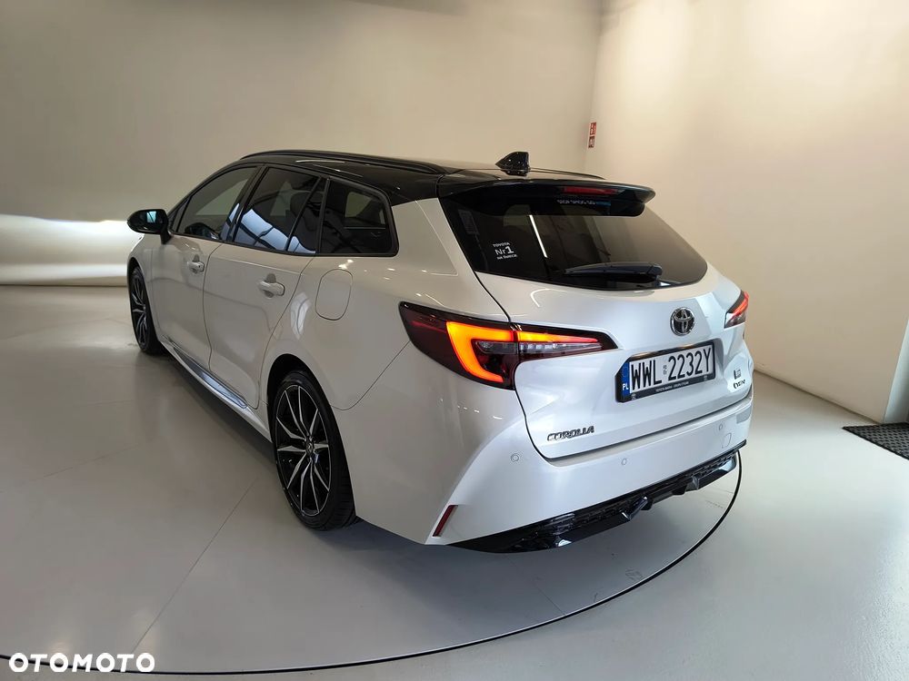 Toyota Corolla 1.8 Hybrid GR Sport - 8