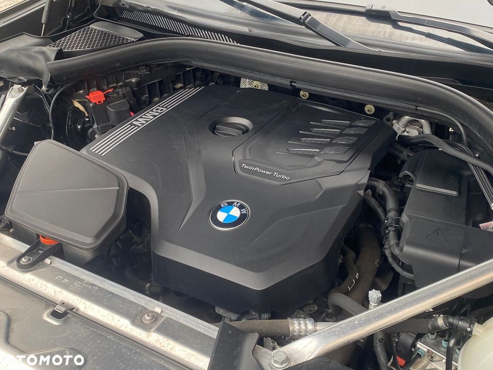 BMW X3 xDrive20i Advantage - 3