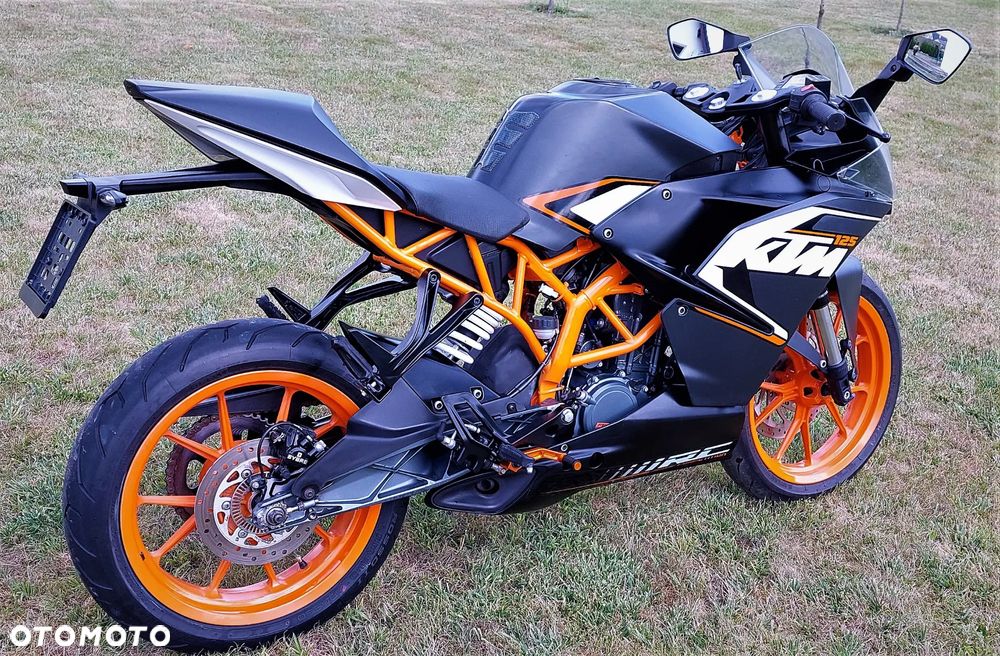 KTM RC 125 - 7