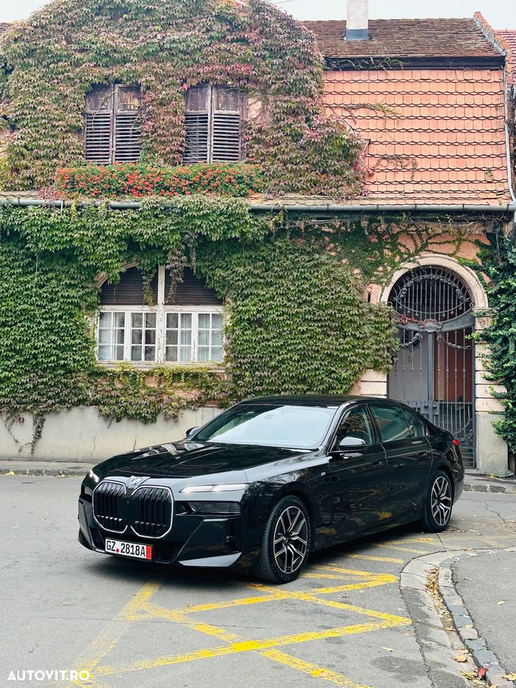BMW Seria 7 740d xDrive MHEV - 4