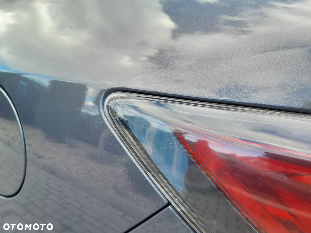 MAZDA 6 GH LAMPA TYLNA LEWA W BŁOTNIK SEDAN - 4