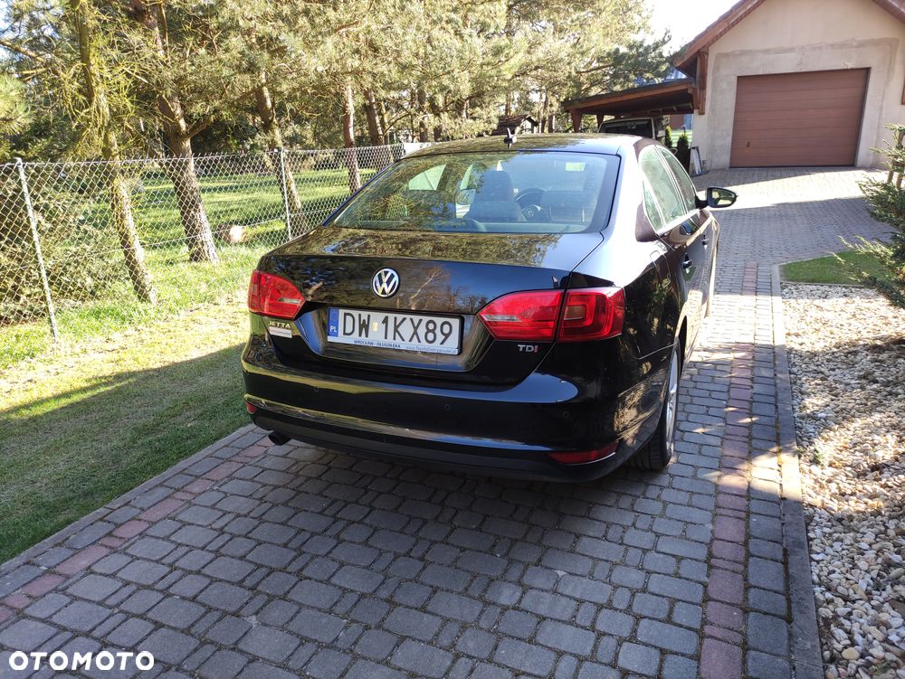 Volkswagen Jetta 1.6 TDI BMT Comfortline - 3