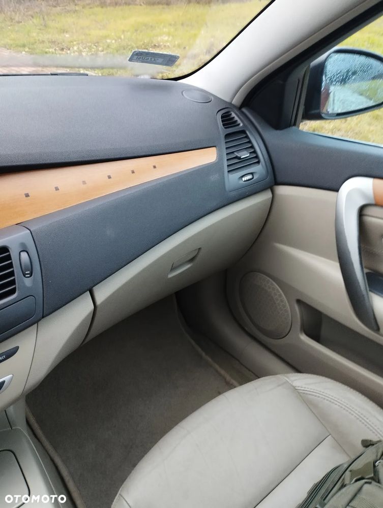 Renault Laguna 2.0 dCi FAP Initiale - 7