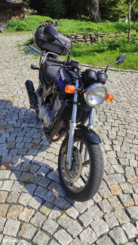 Honda CB - 4