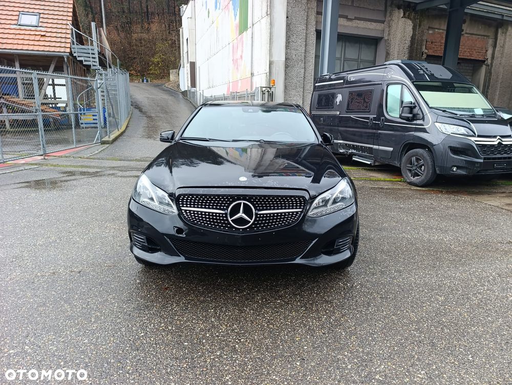 Mercedes-Benz Klasa E 63 AMG S 4Matic AMG Speedshift MCT - 4