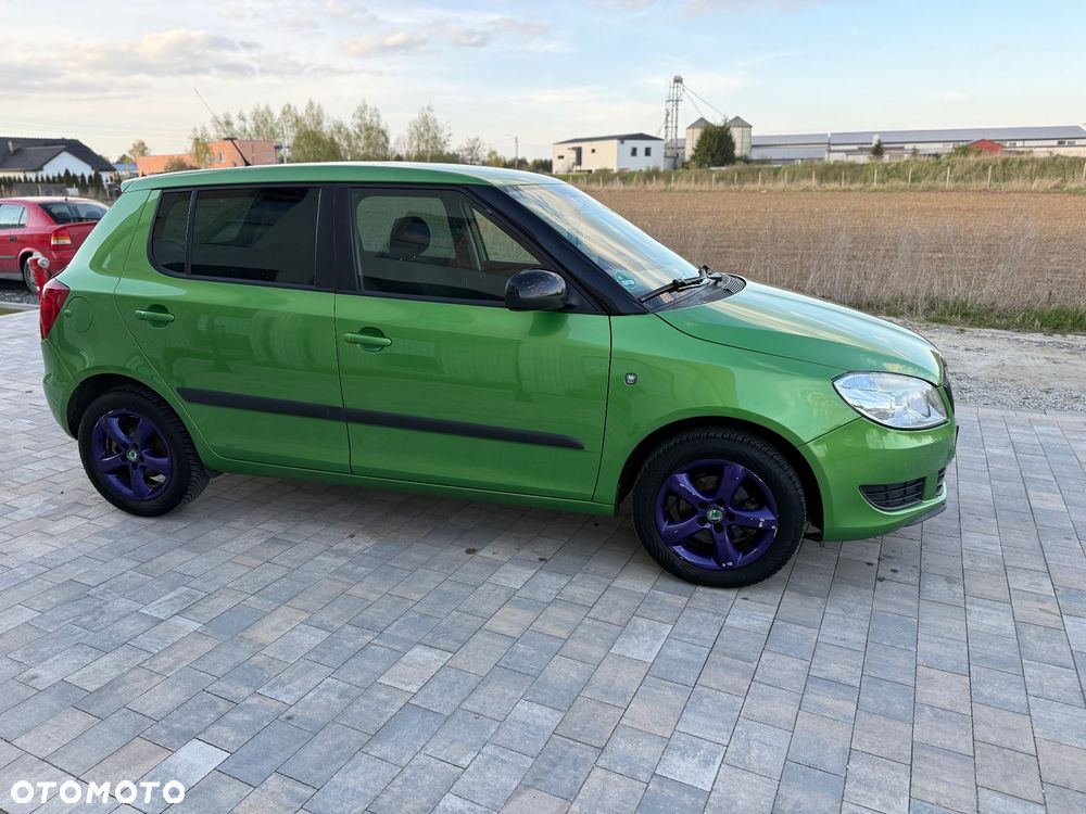 Skoda Fabia 1.2 TSI Ambiente - 2