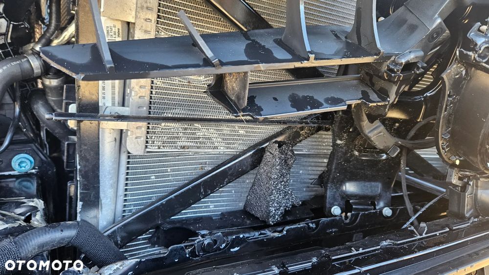 Mercedes-Benz GLE - 14