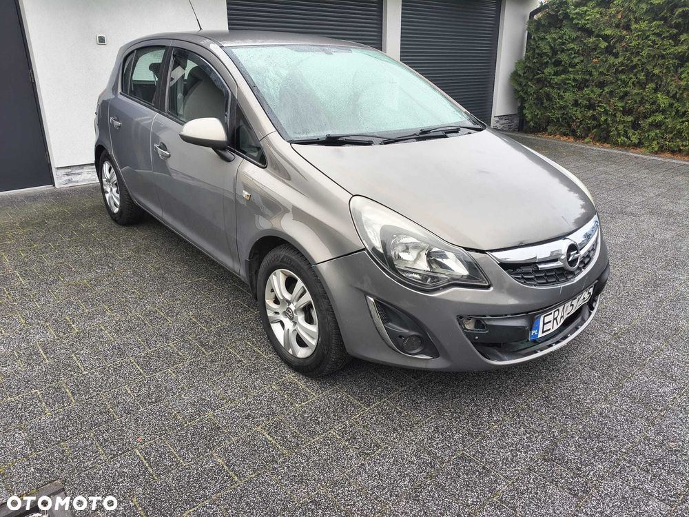 Opel Corsa 2011 photo 3