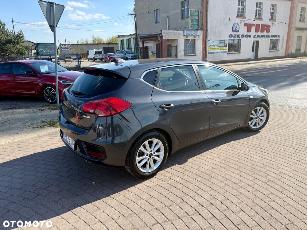 Kia Ceed 1.4 CVVT Dream-Team Edition - 6