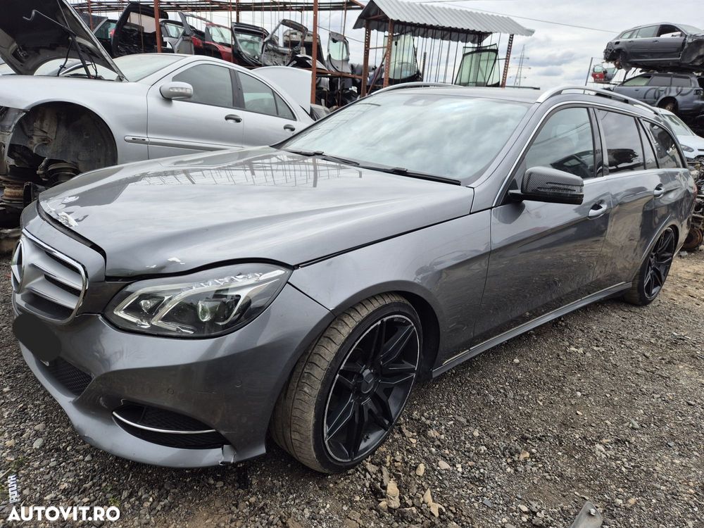 Dezmembram Mercedes E Klass W212 Break 2015 2.2cdi OM651924 - 2