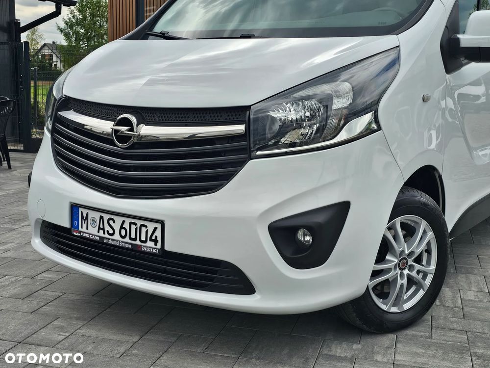 Opel Vivaro - 14