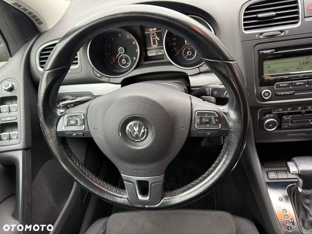 Volkswagen Golf 1.4 TSI Highline DSG - 9